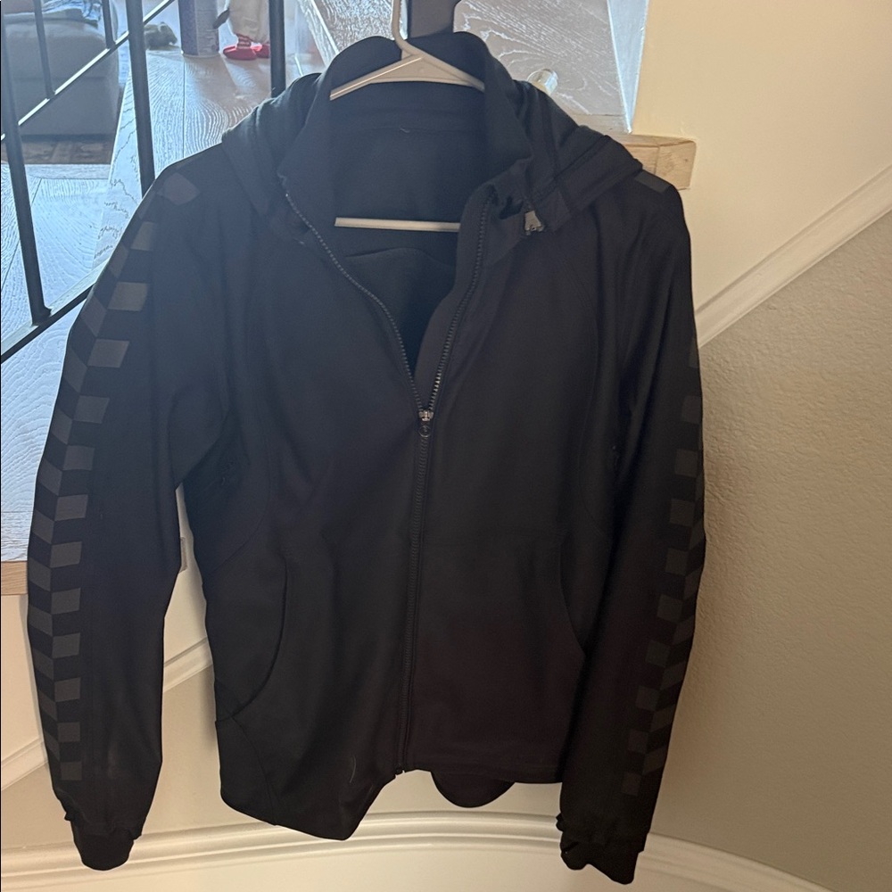 lululemon athletica Black Windbreaker with removable Hood